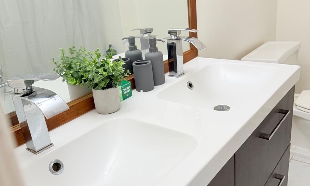 Photo of Bathroom in Erin Mills