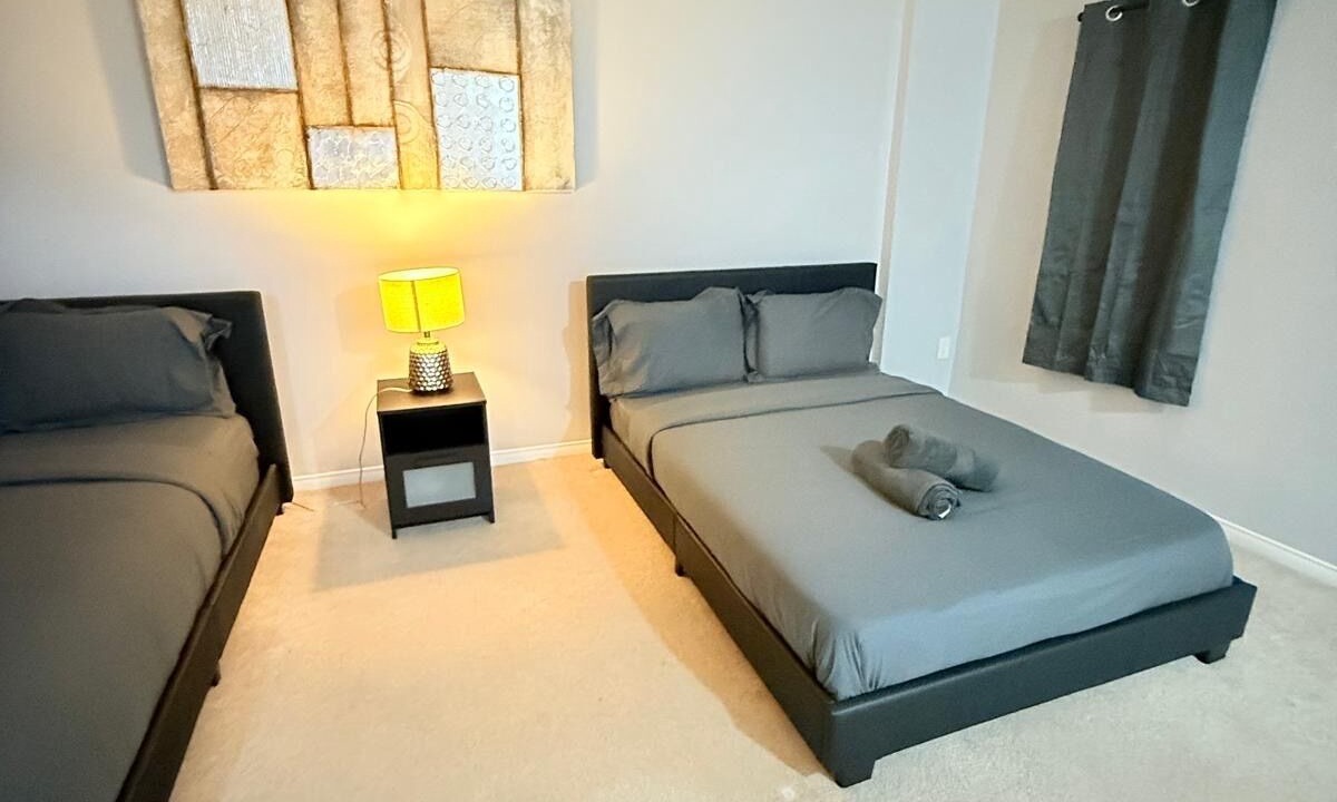 Photo of Bedroom in Erin Mills