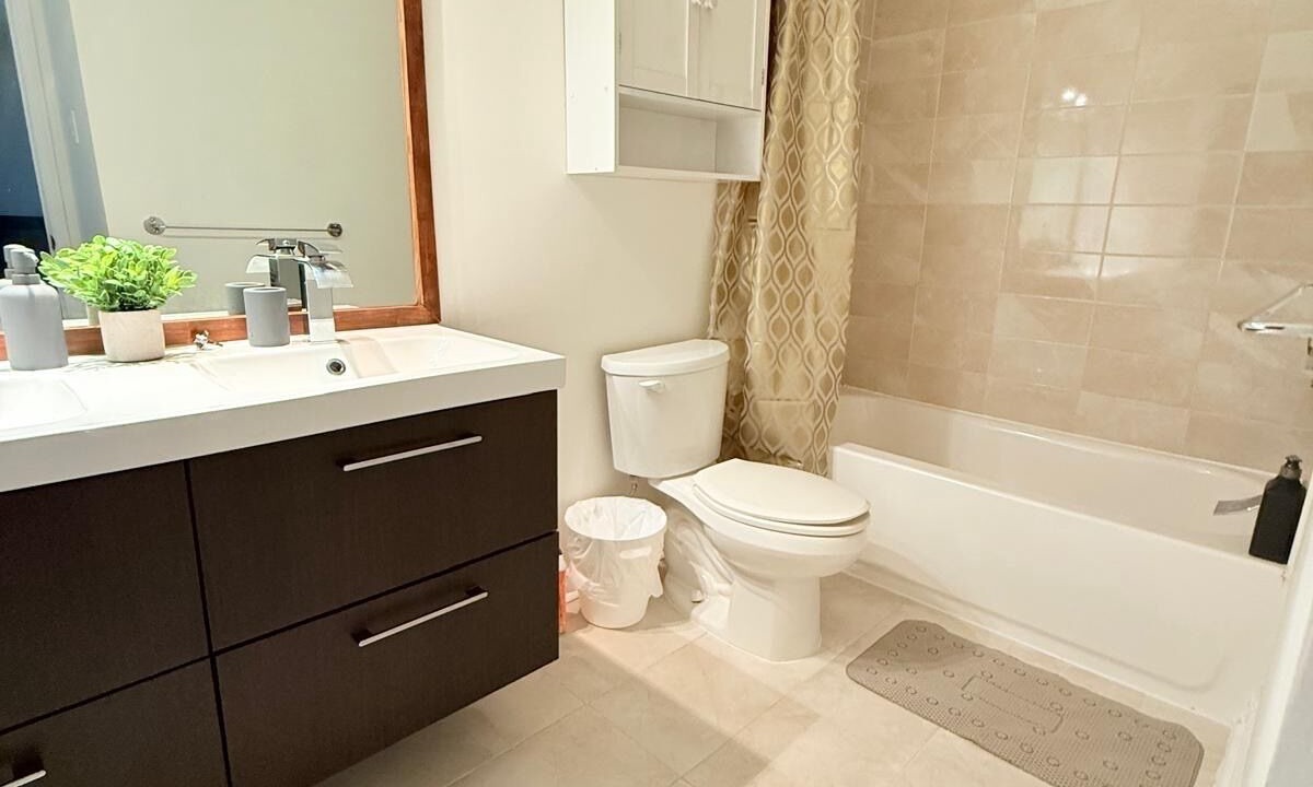 Photo of Bathroom in Erin Mills