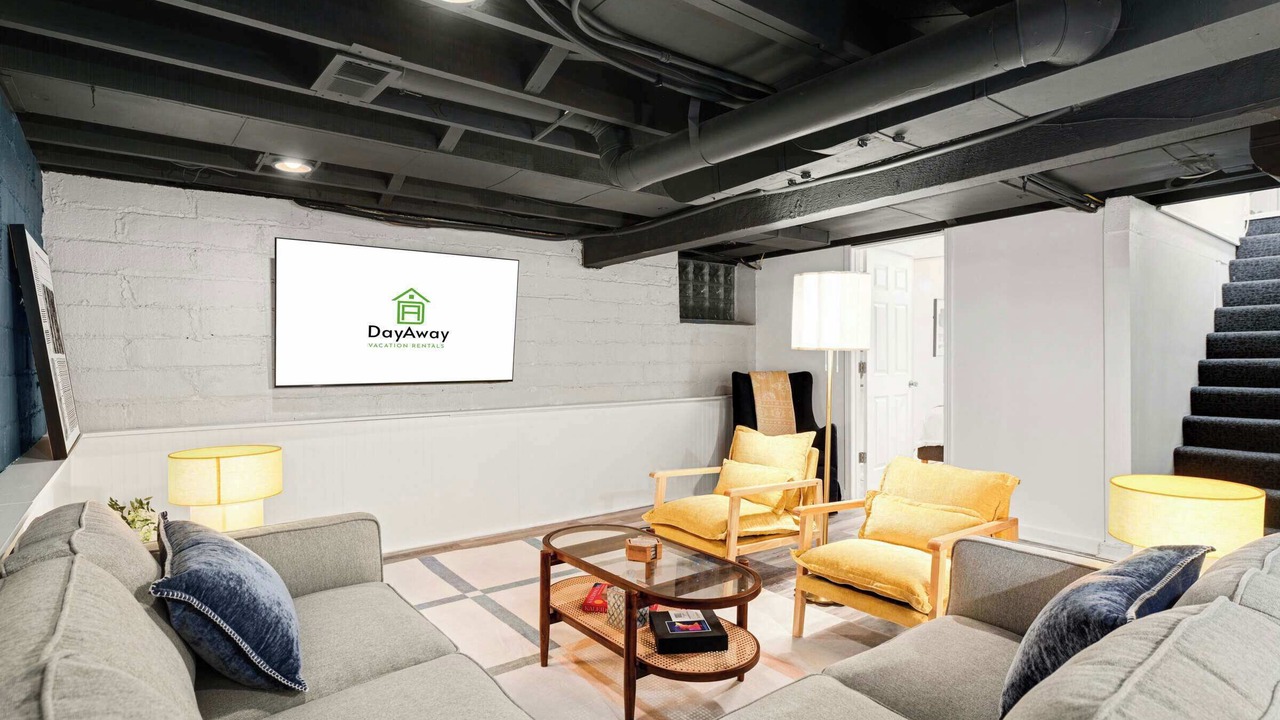 Photo of Livingroom in Southwest Minneapolis