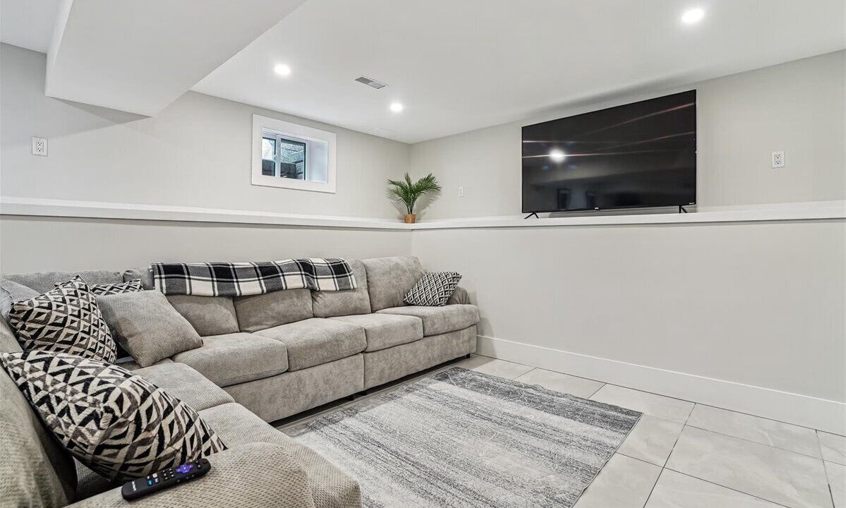 Photo of Livingroom in Burlington