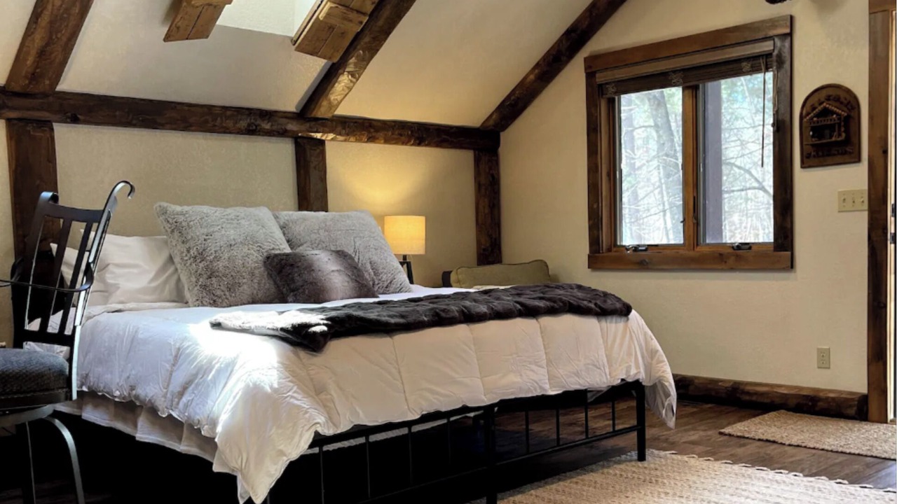 Photo of Bedroom in Crosslake