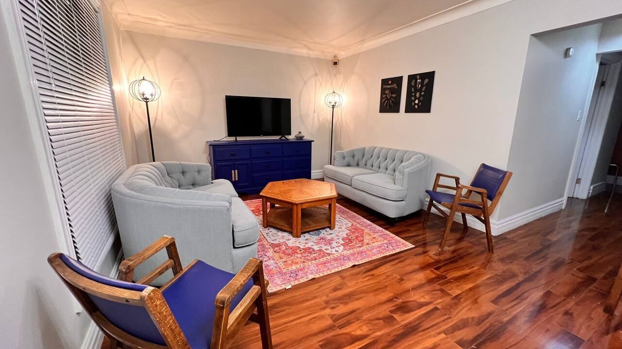 Photo of Livingroom in South Central