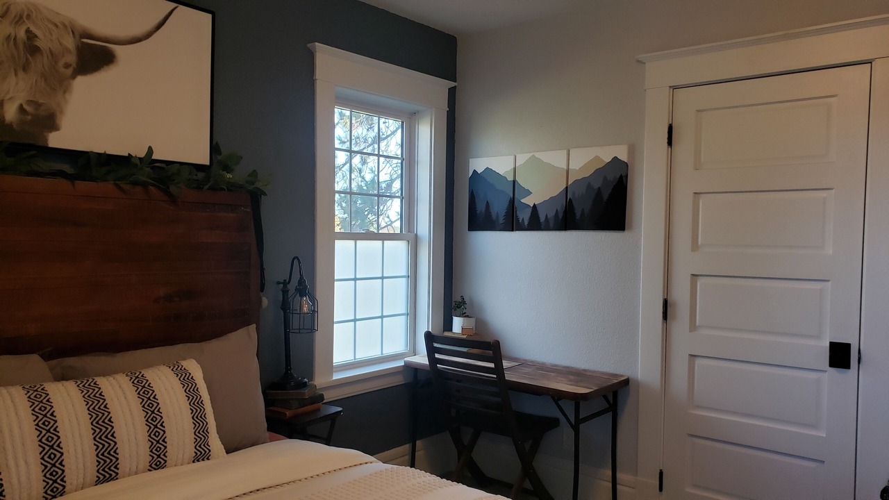 Photo of Bedroom in Lakeview