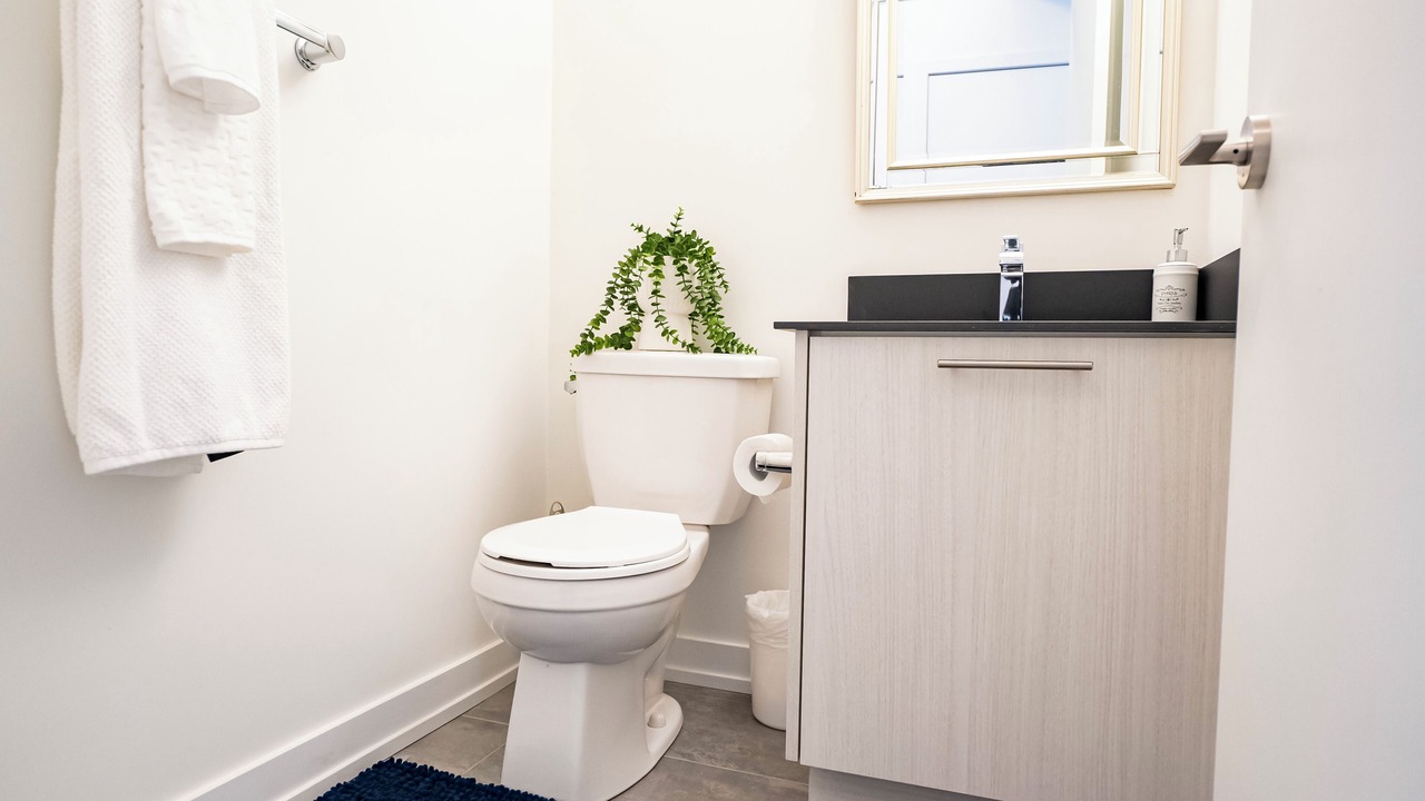 Photo of Bathroom in Clanton Park