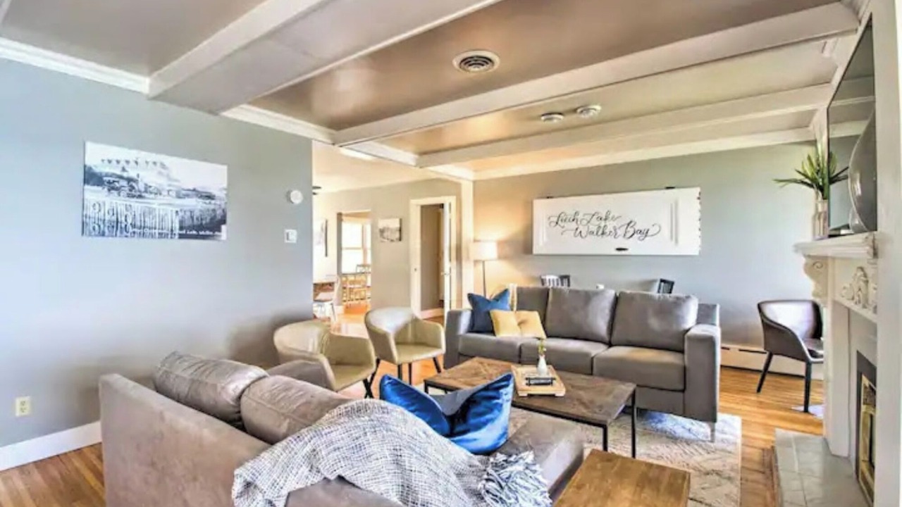 Photo of Livingroom in Walker