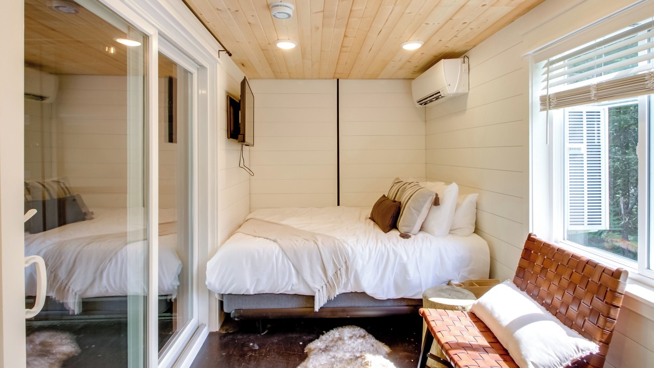 Photo of Bedroom in Northeast Itasca