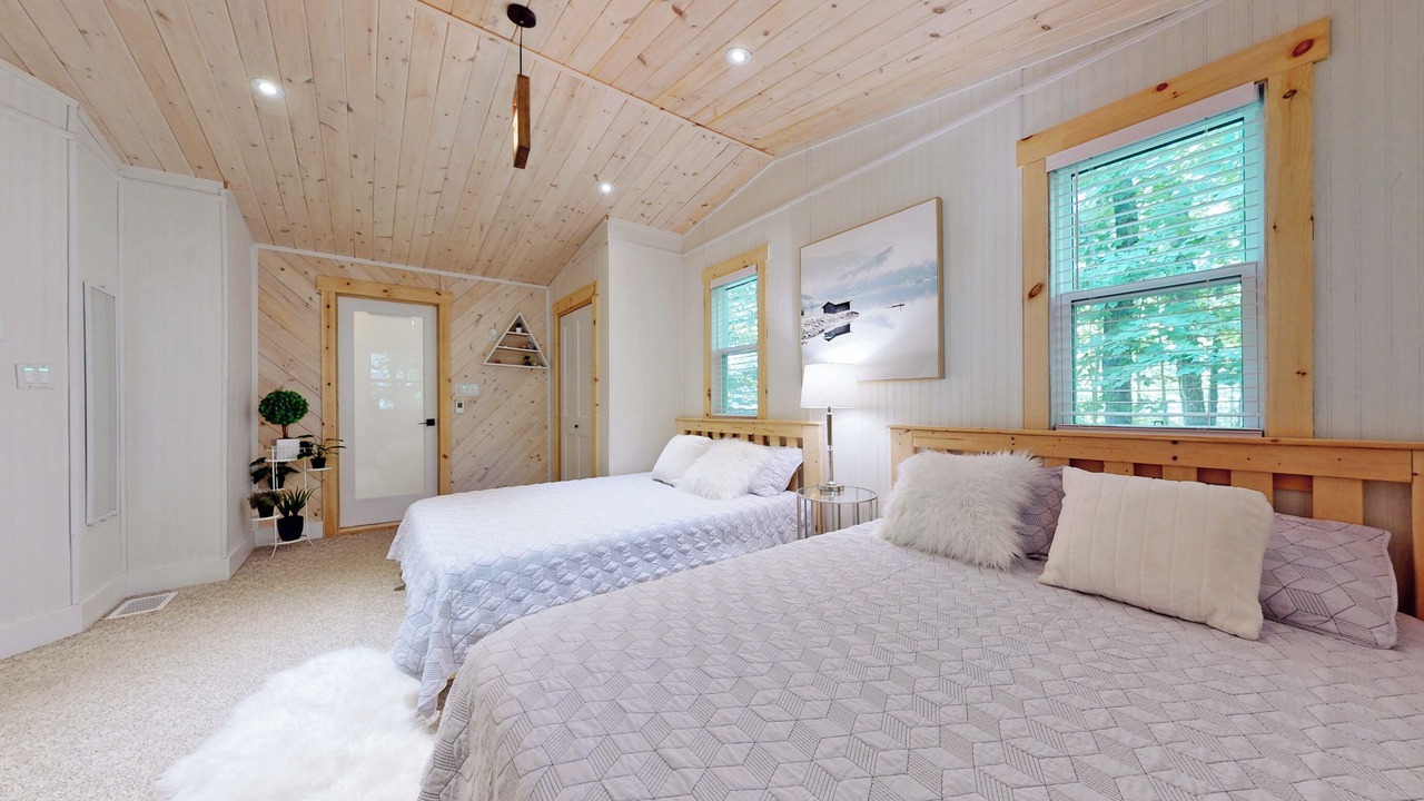 Photo of Bedroom in Trent Lakes