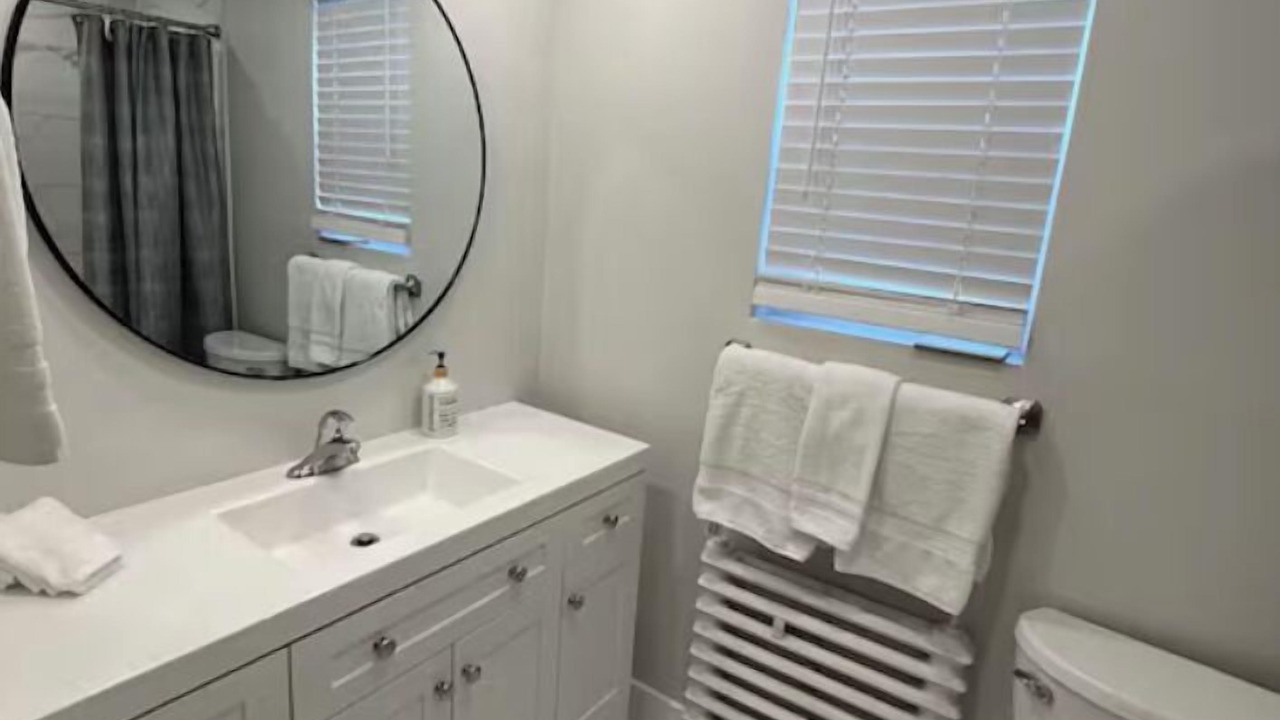 Photo of Bathroom in Port Credit