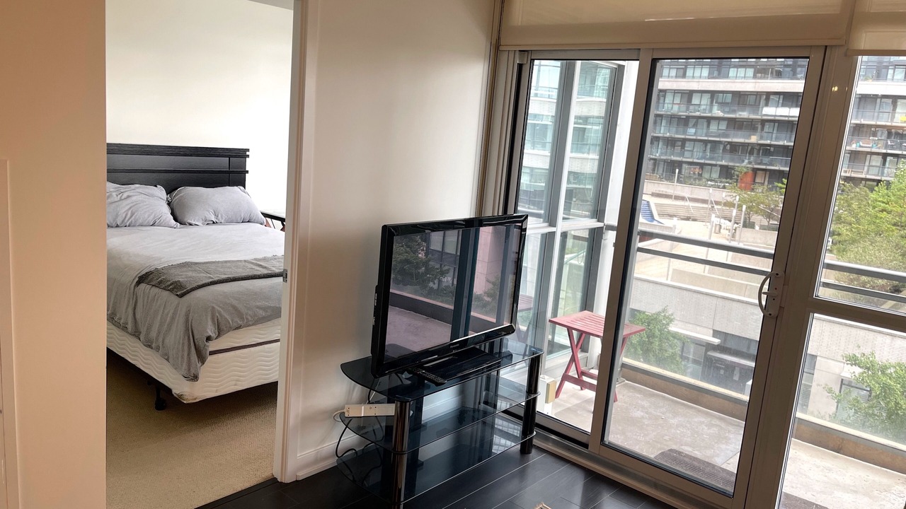 Photo of Bedroom in Toronto Entertainment District