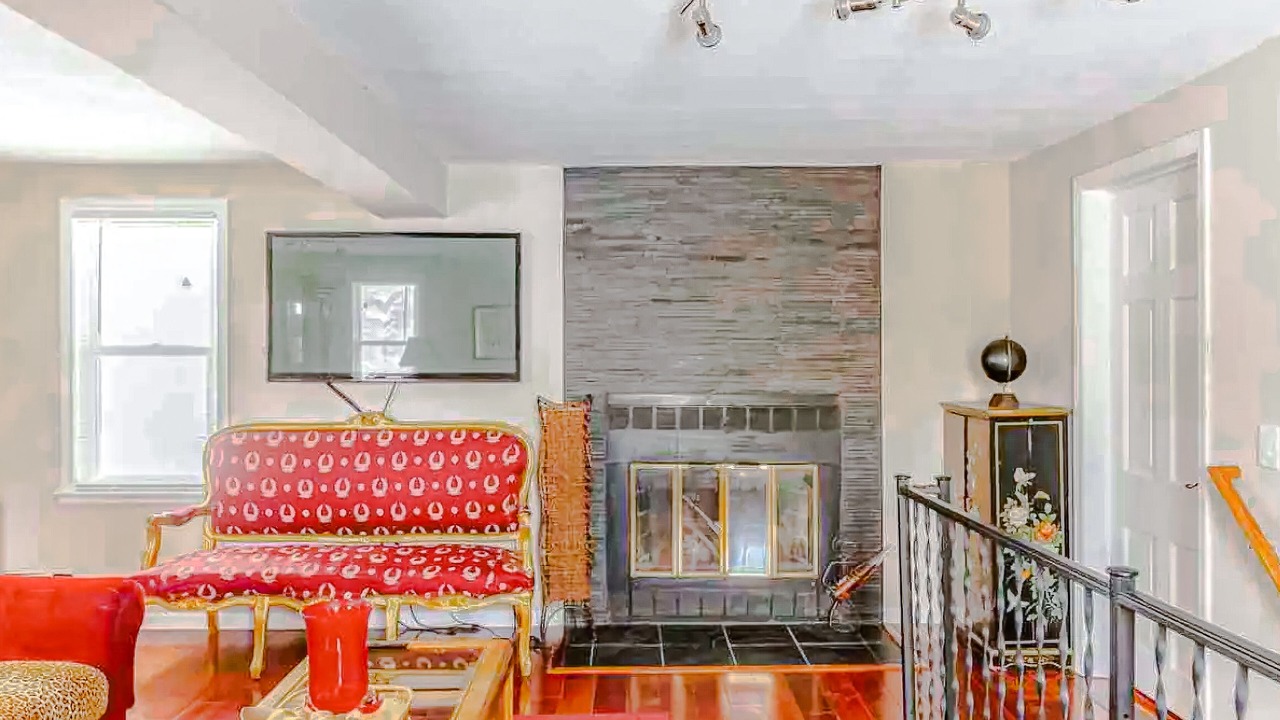 Photo of Livingroom in Golden Valley