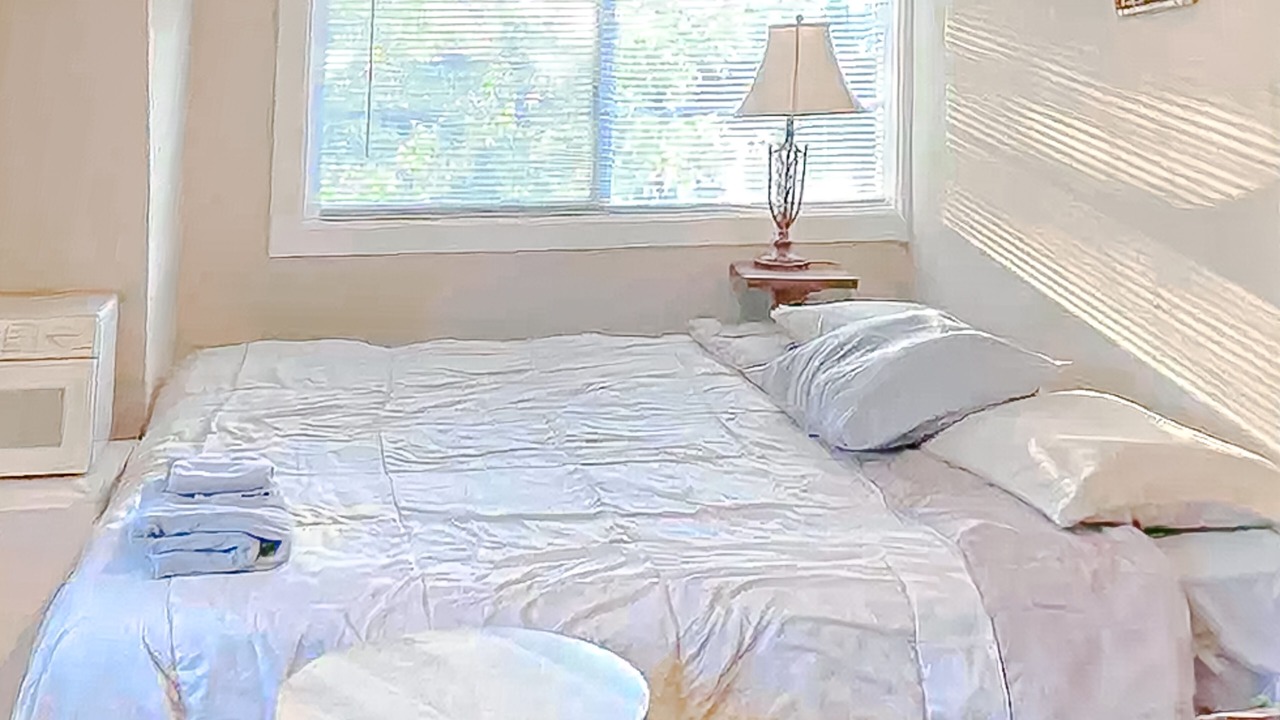 Photo of Bedroom in Golden Valley