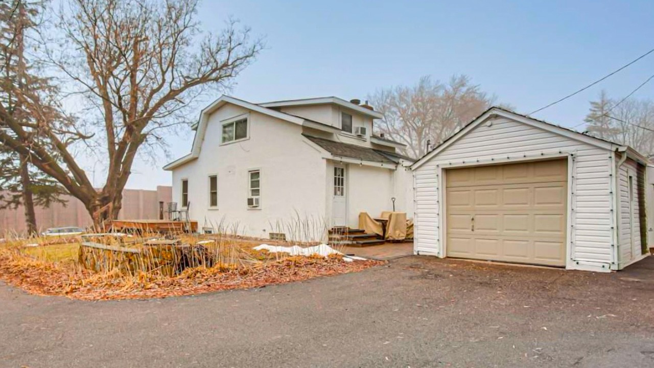 Photo of Outdoor in Golden Valley