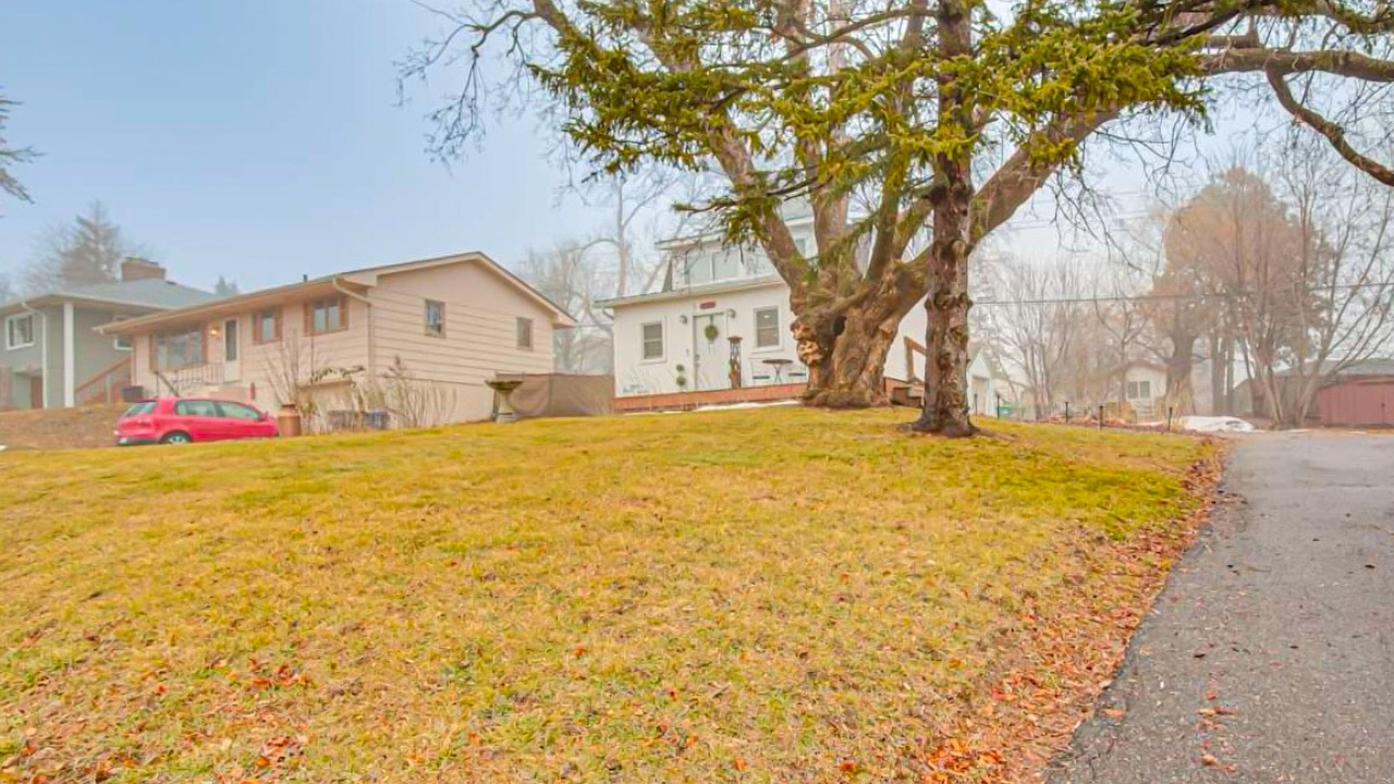 Photo of Outdoor in Golden Valley