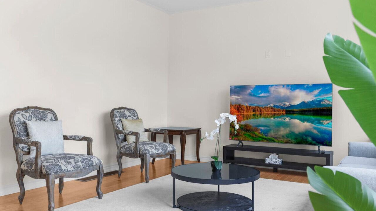 Photo of Livingroom in Otonabee-South Monaghan