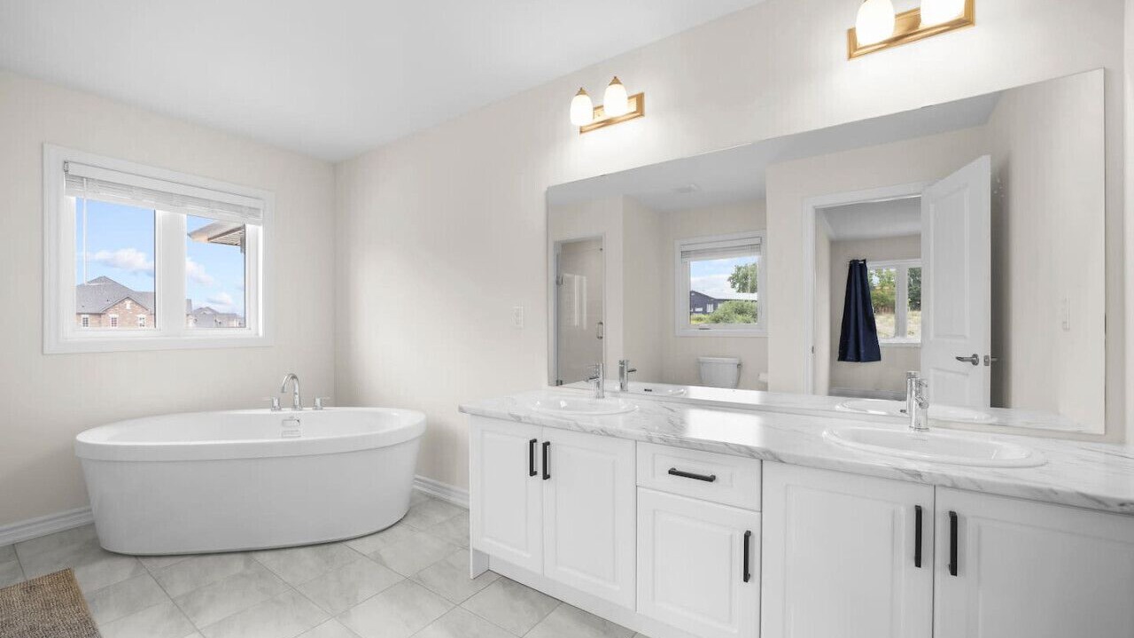 Photo of Bathroom in Otonabee-South Monaghan