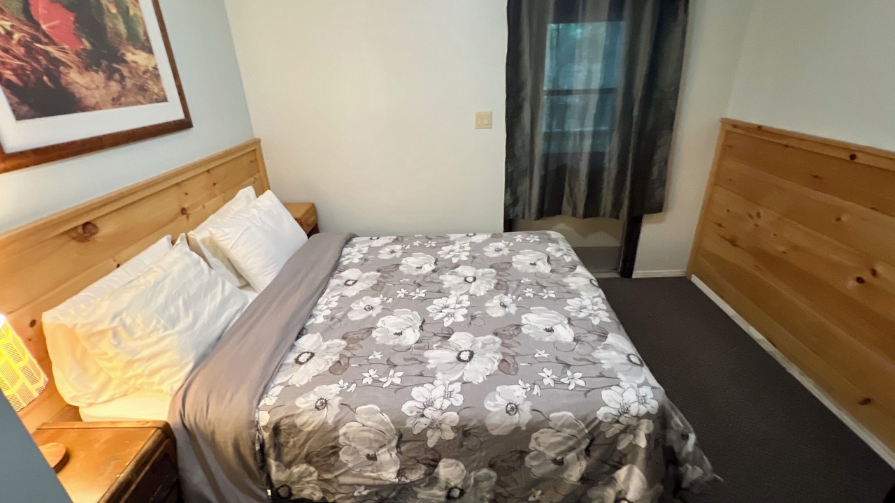 Photo of Bedroom in Bracebridge