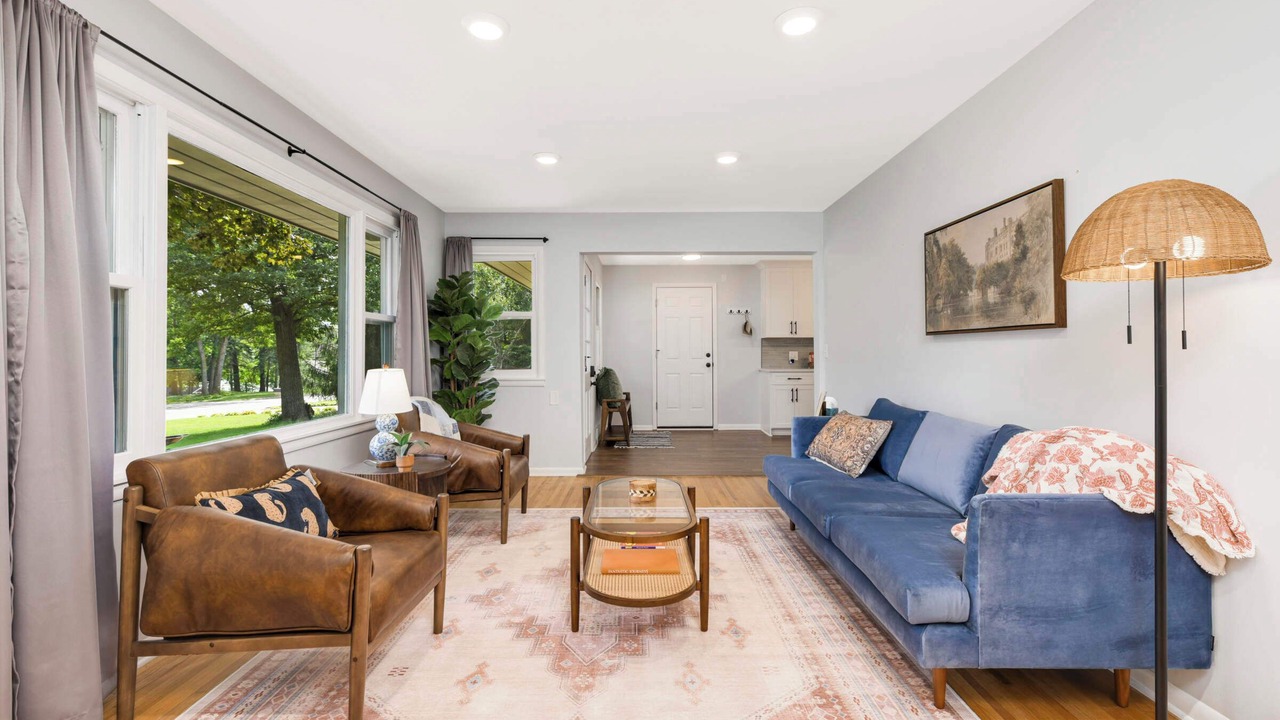 Photo of Livingroom in Plymouth