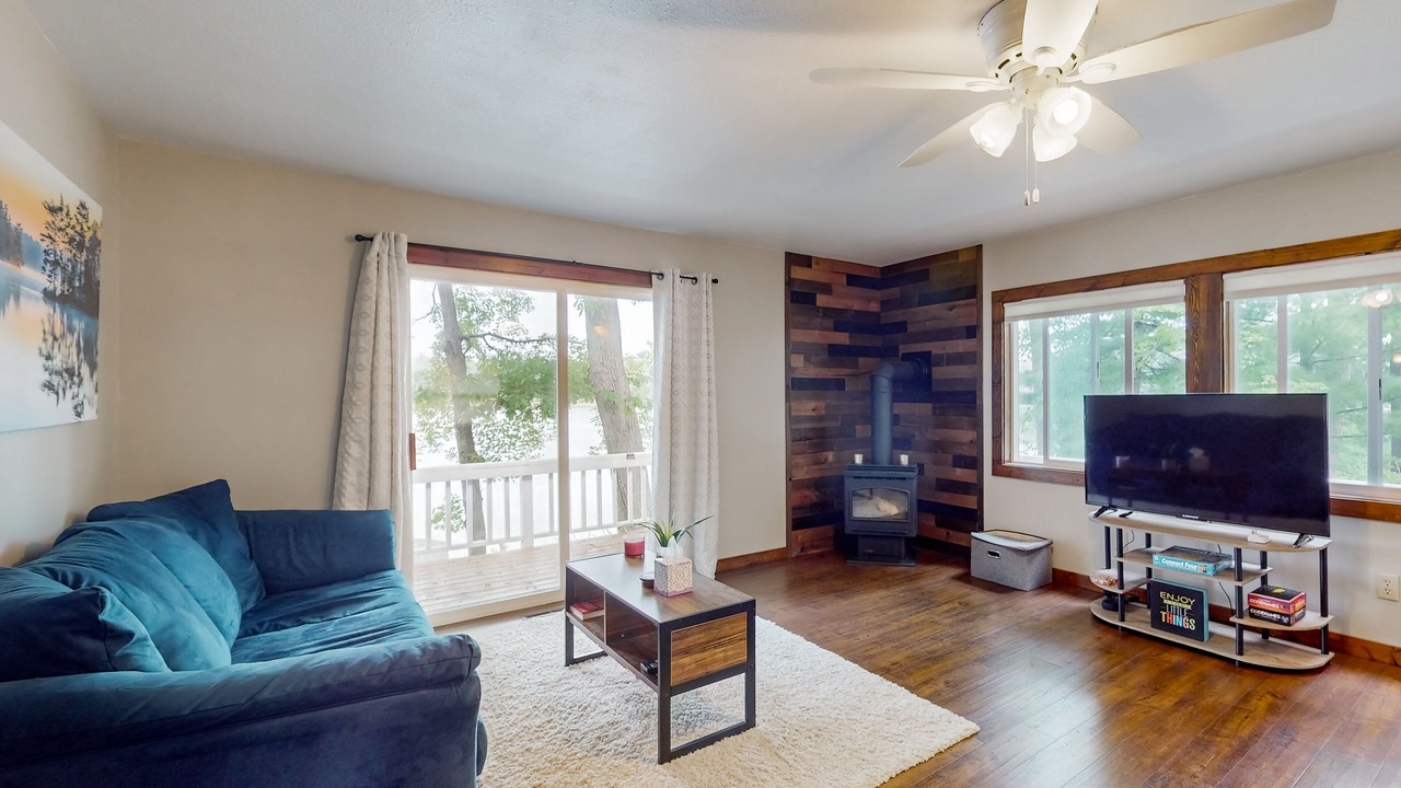 Photo of Livingroom in Deerwood