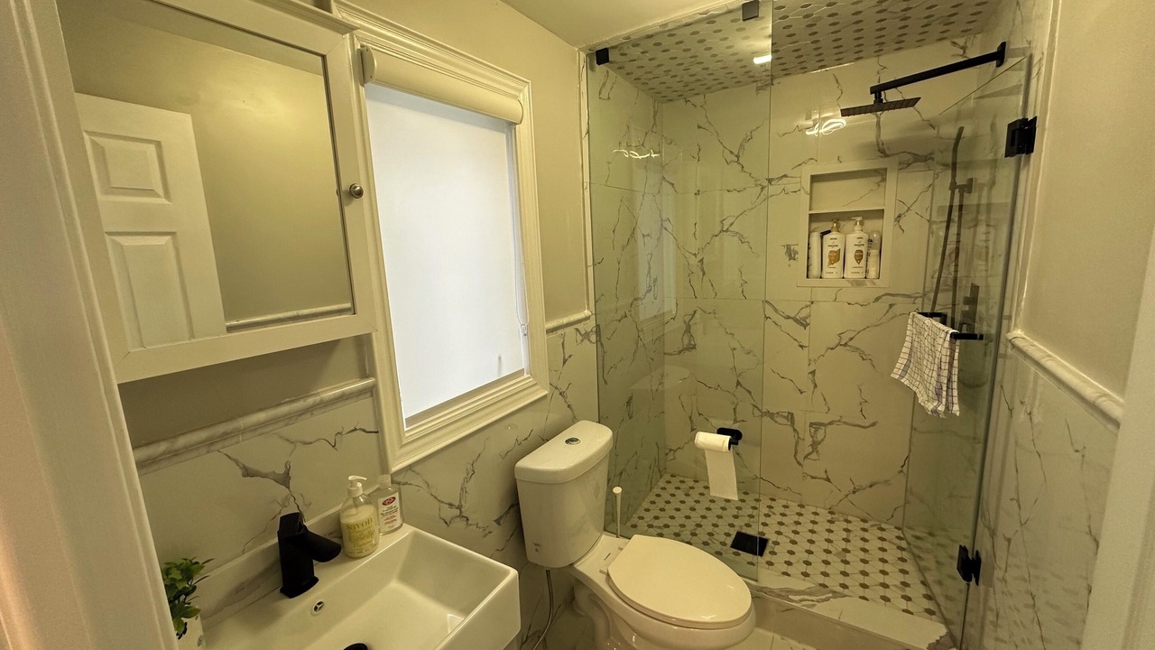 Photo of Bathroom in Brock