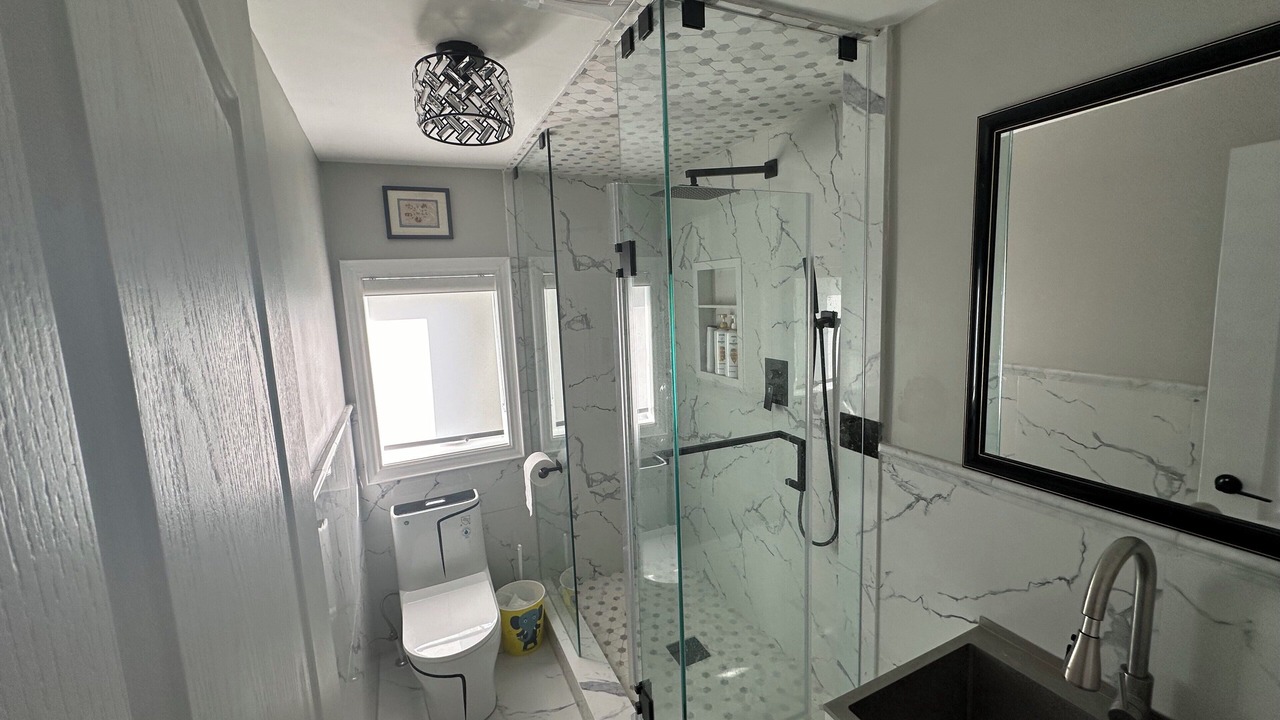 Photo of Bathroom in Brock