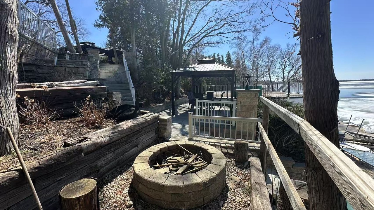 Photo of Patio Balcony in Brock