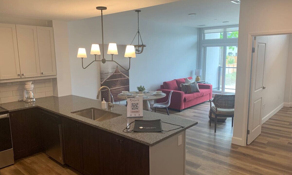 Photo of Livingroom in Grand Bend