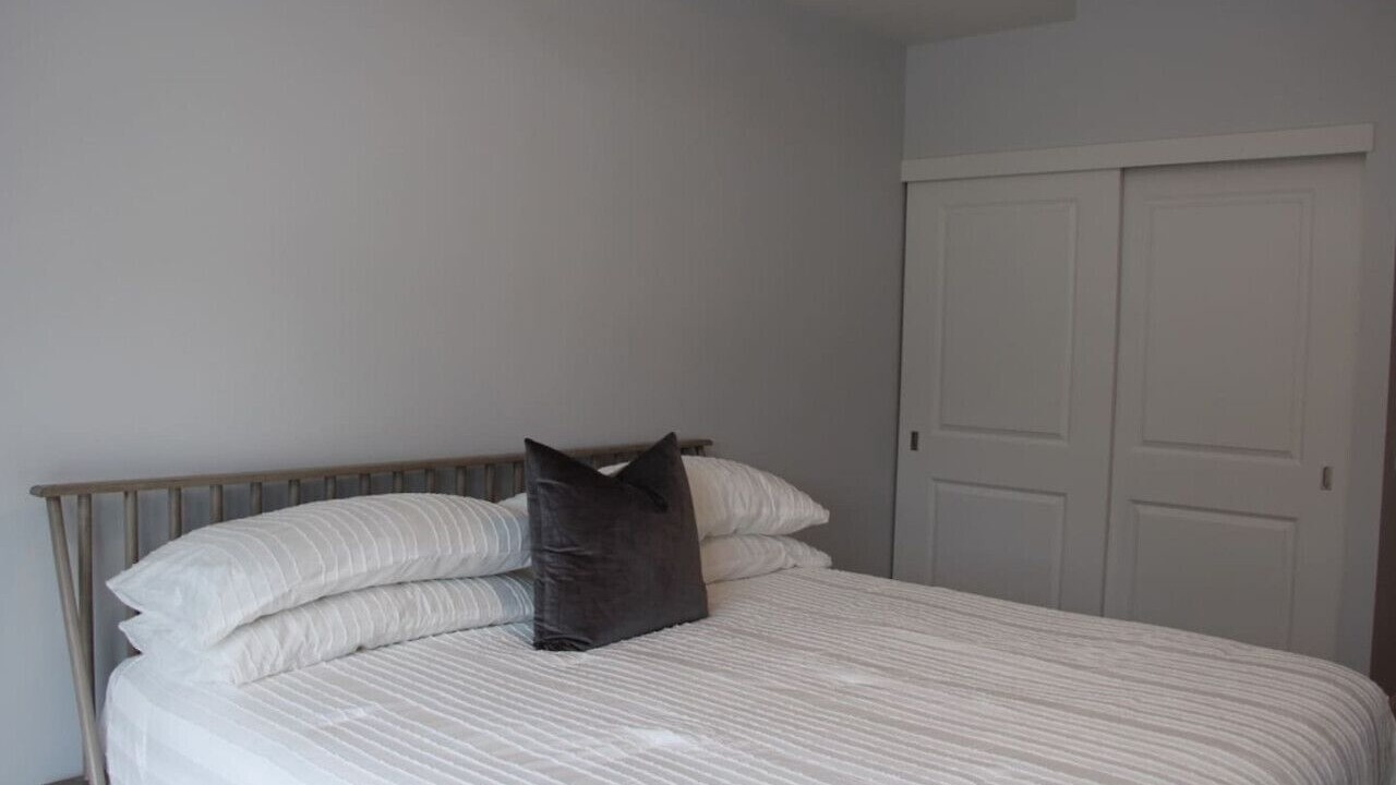 Photo of Bedroom in Grand Bend