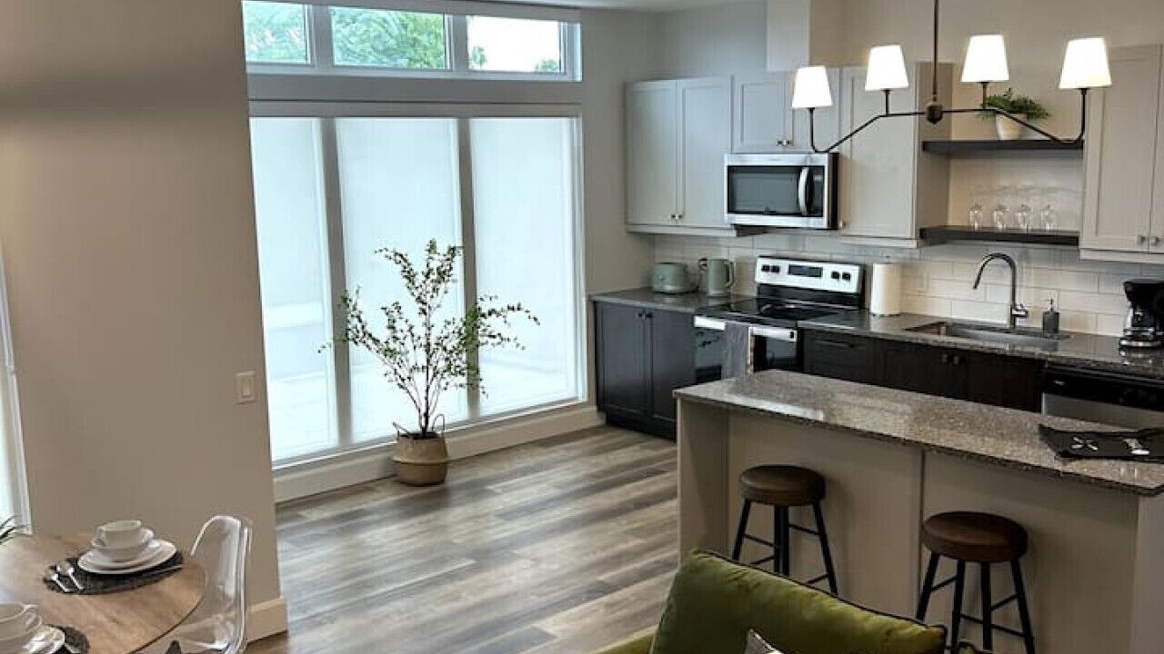 Photo of Livingroom in Grand Bend