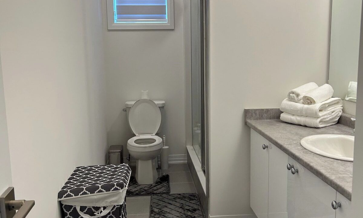 Photo of Bathroom in Cumberland Beach