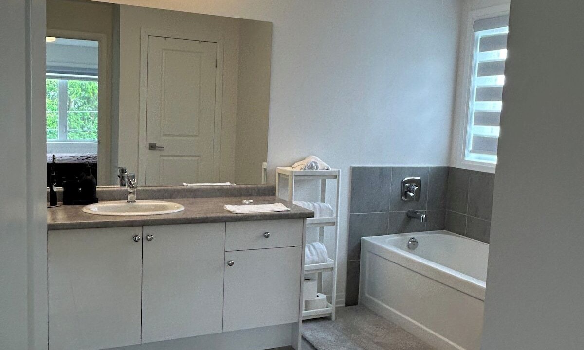 Photo of Bathroom in Cumberland Beach