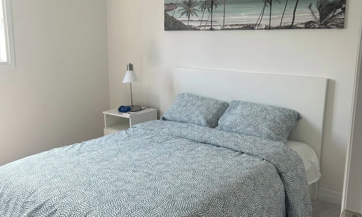 Photo of Bedroom in Cumberland Beach