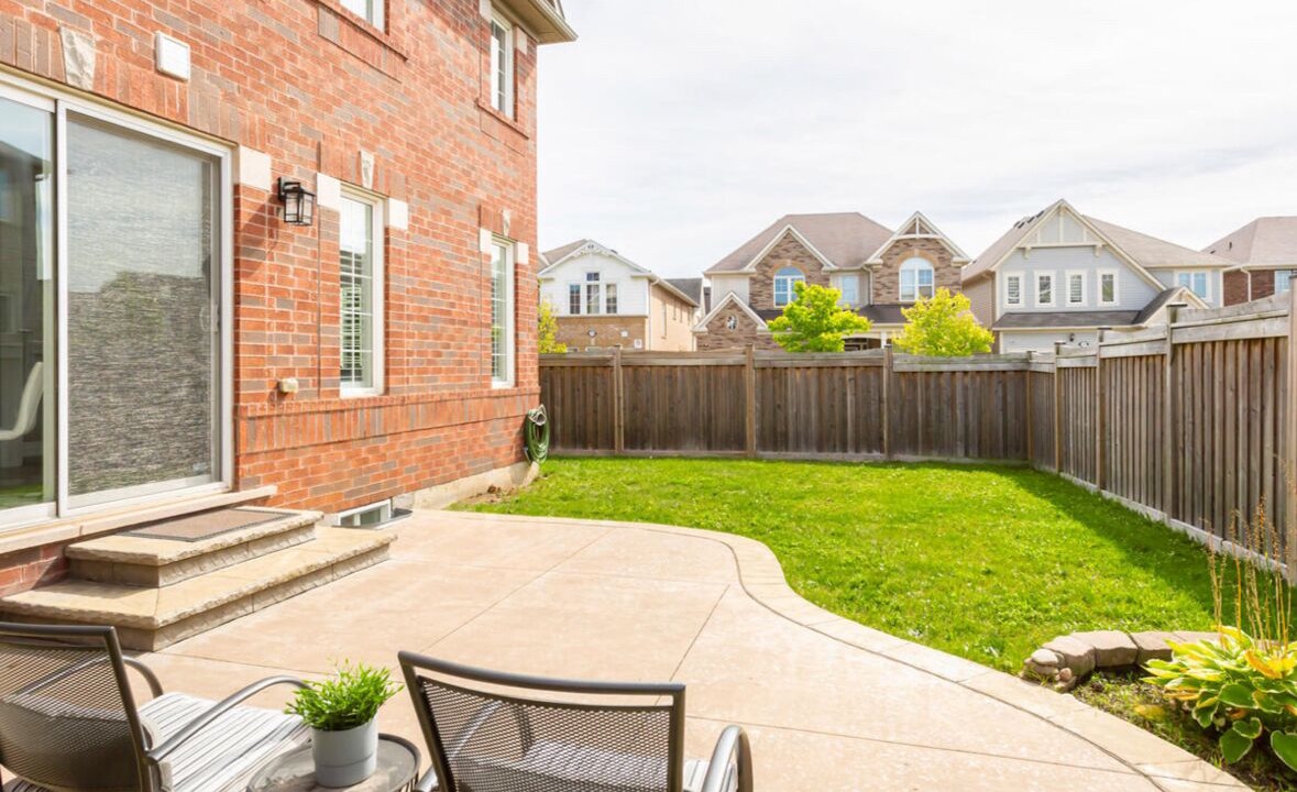 Photo of Patio Balcony in Halton Regional Municipality