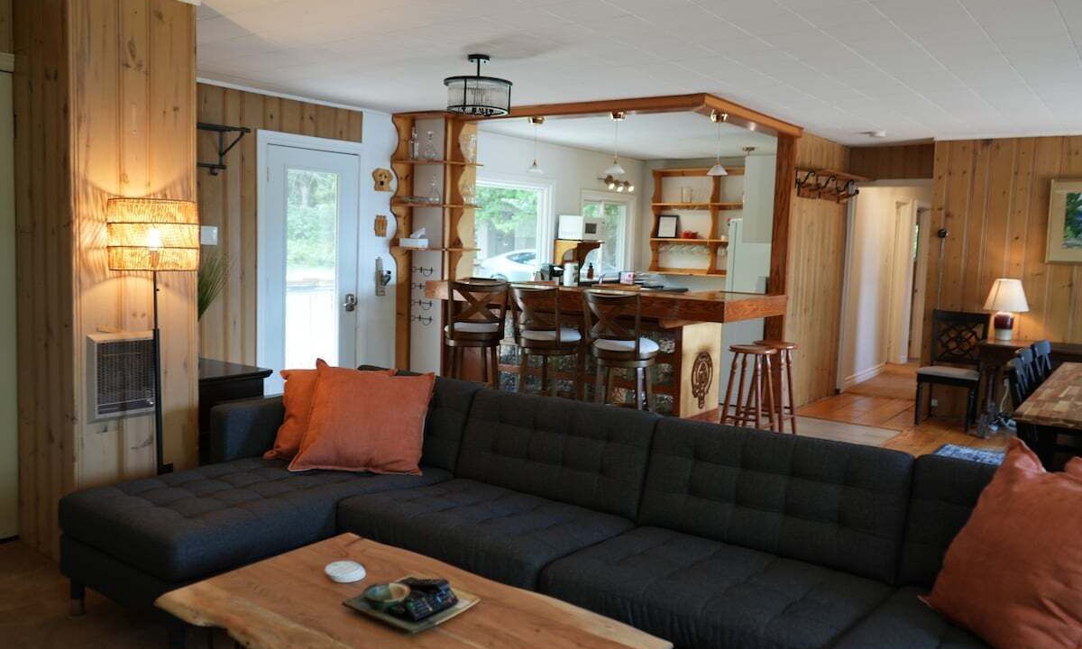 Photo of Livingroom in Port Sydney