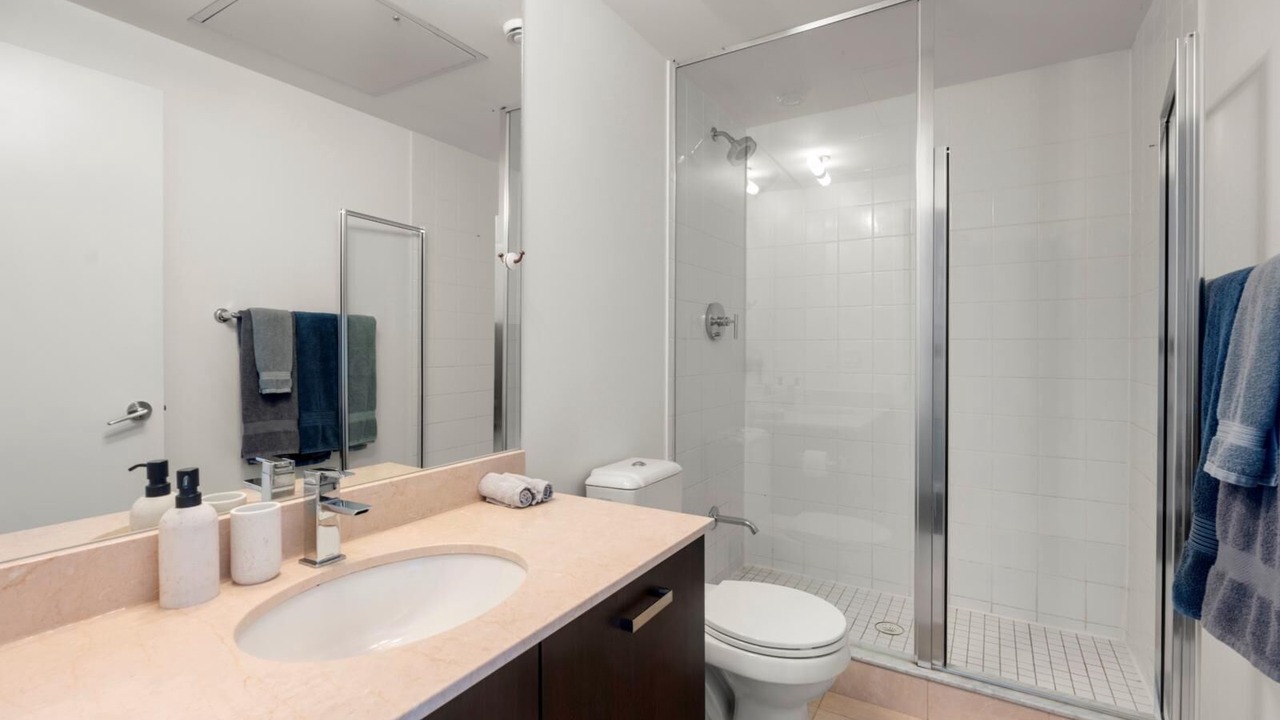 Photo of Bathroom in Bay Cloverhill