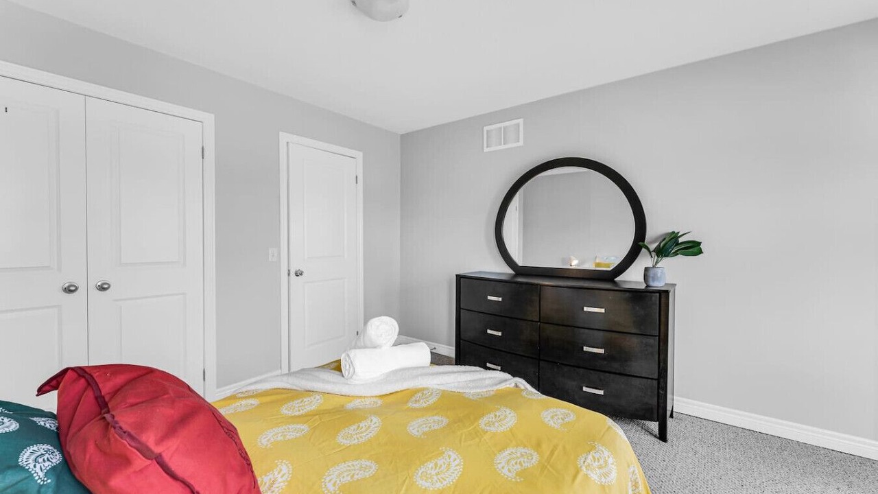 Photo of Bedroom in Thorold