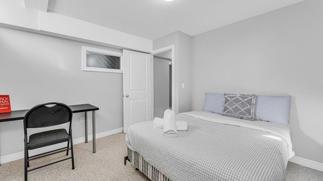 Photo of Bedroom in Thorold