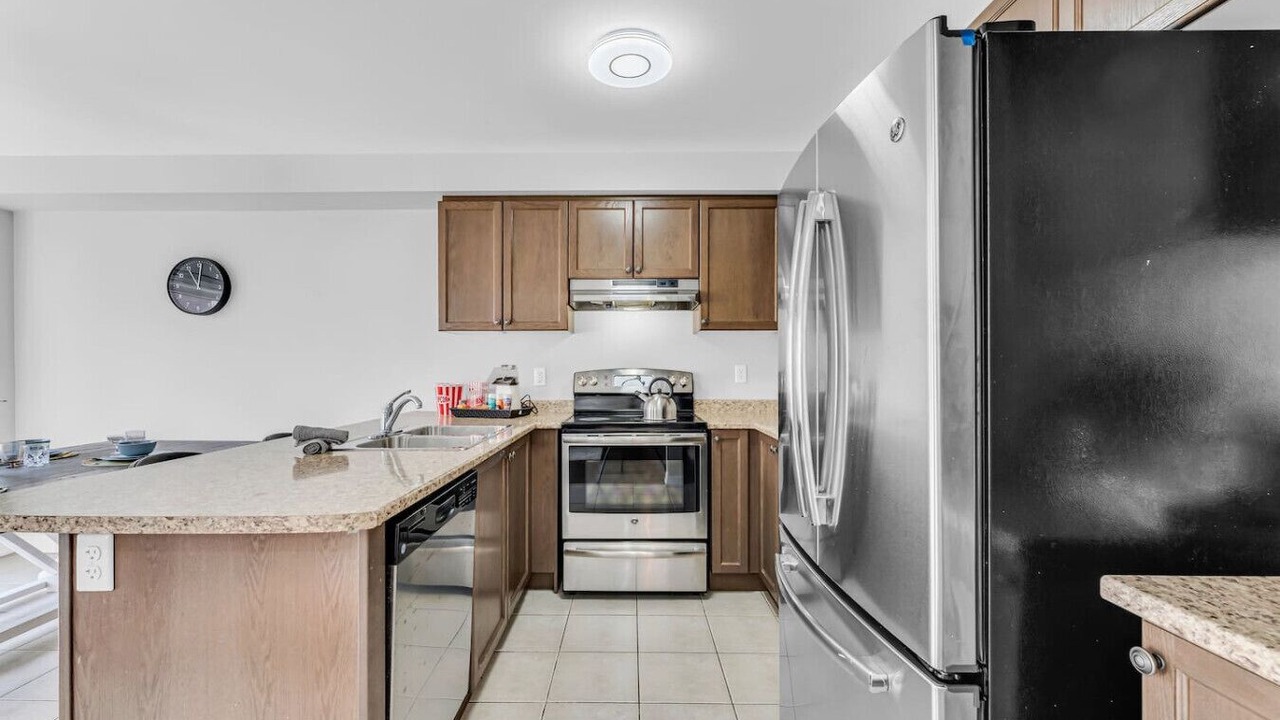 Photo of Kitchen in Thorold