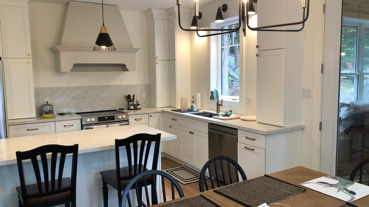 Photo of Kitchen in Muskoka Lakes