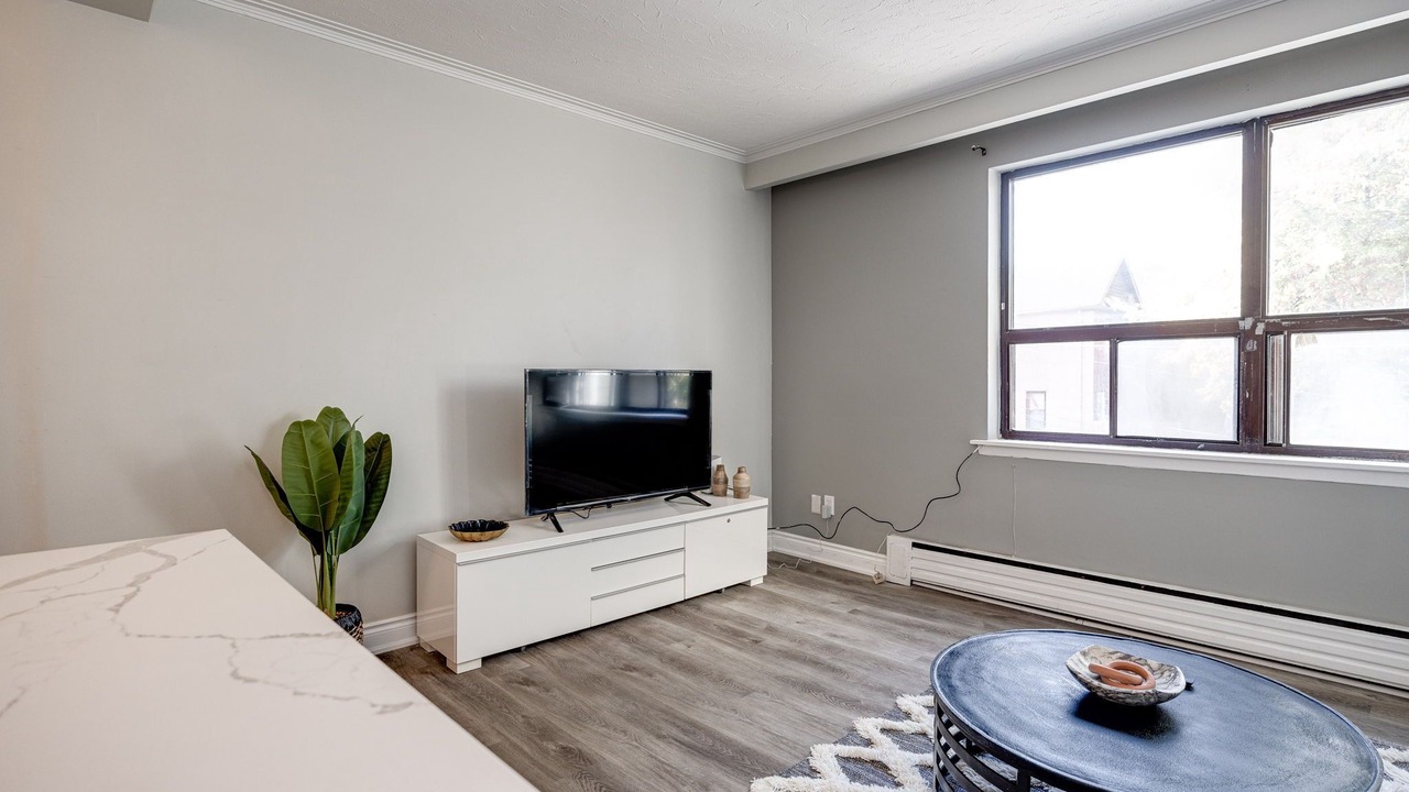 Photo of Livingroom in Mimico