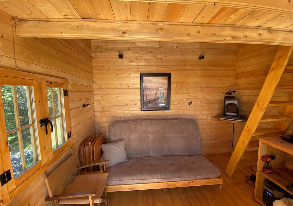 Photo of Livingroom in Frontenac