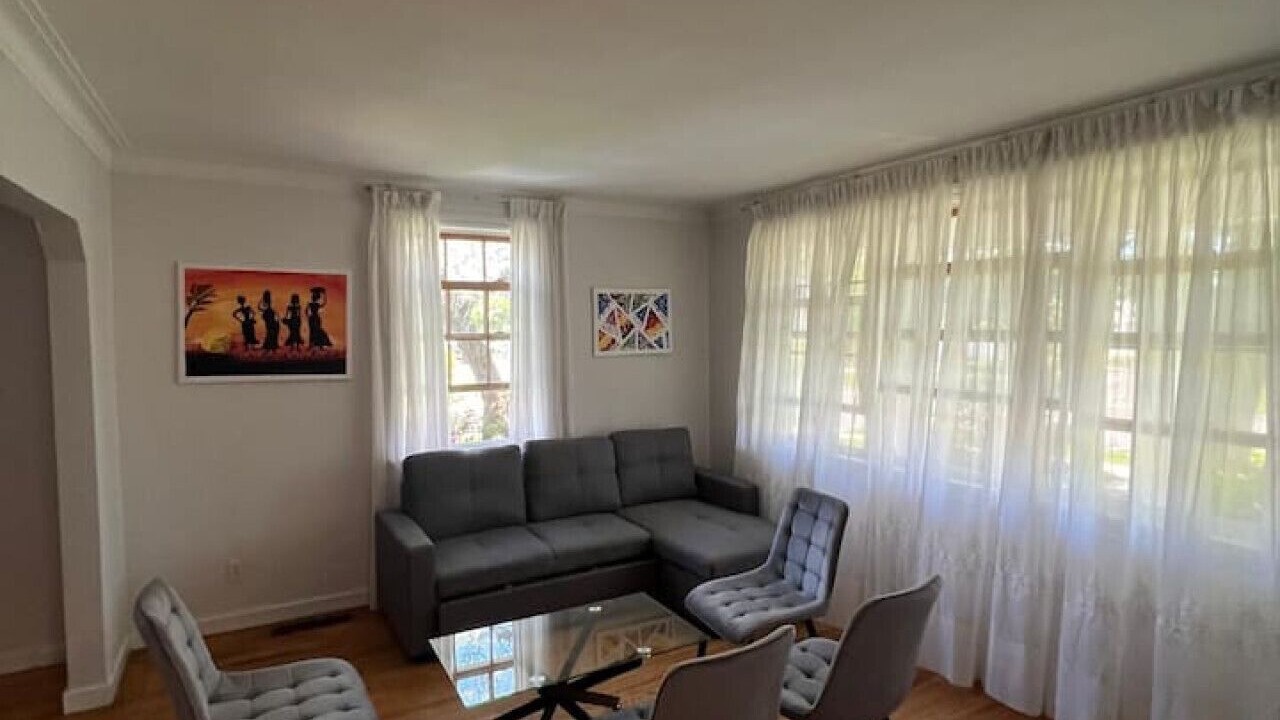 Photo of Livingroom in Mineola