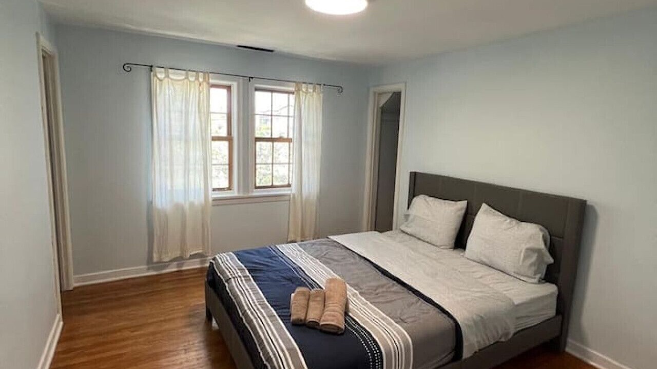 Photo of Bedroom in Mineola