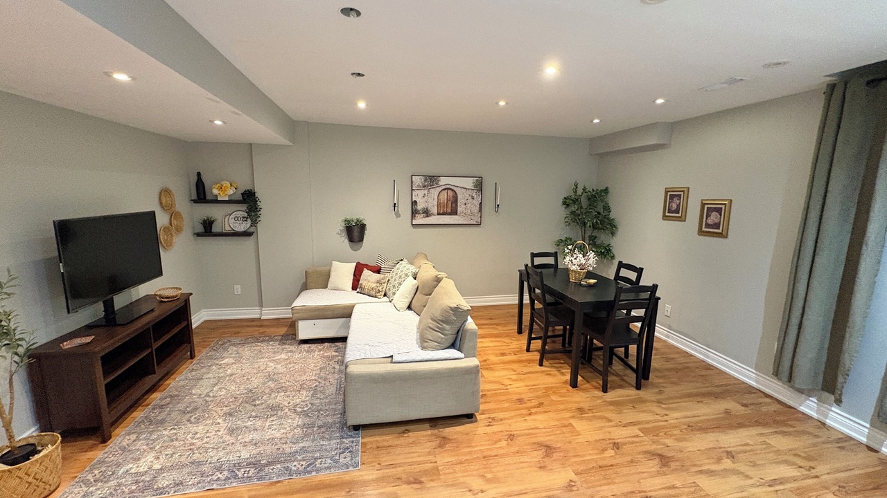 Photo of Livingroom in Brampton
