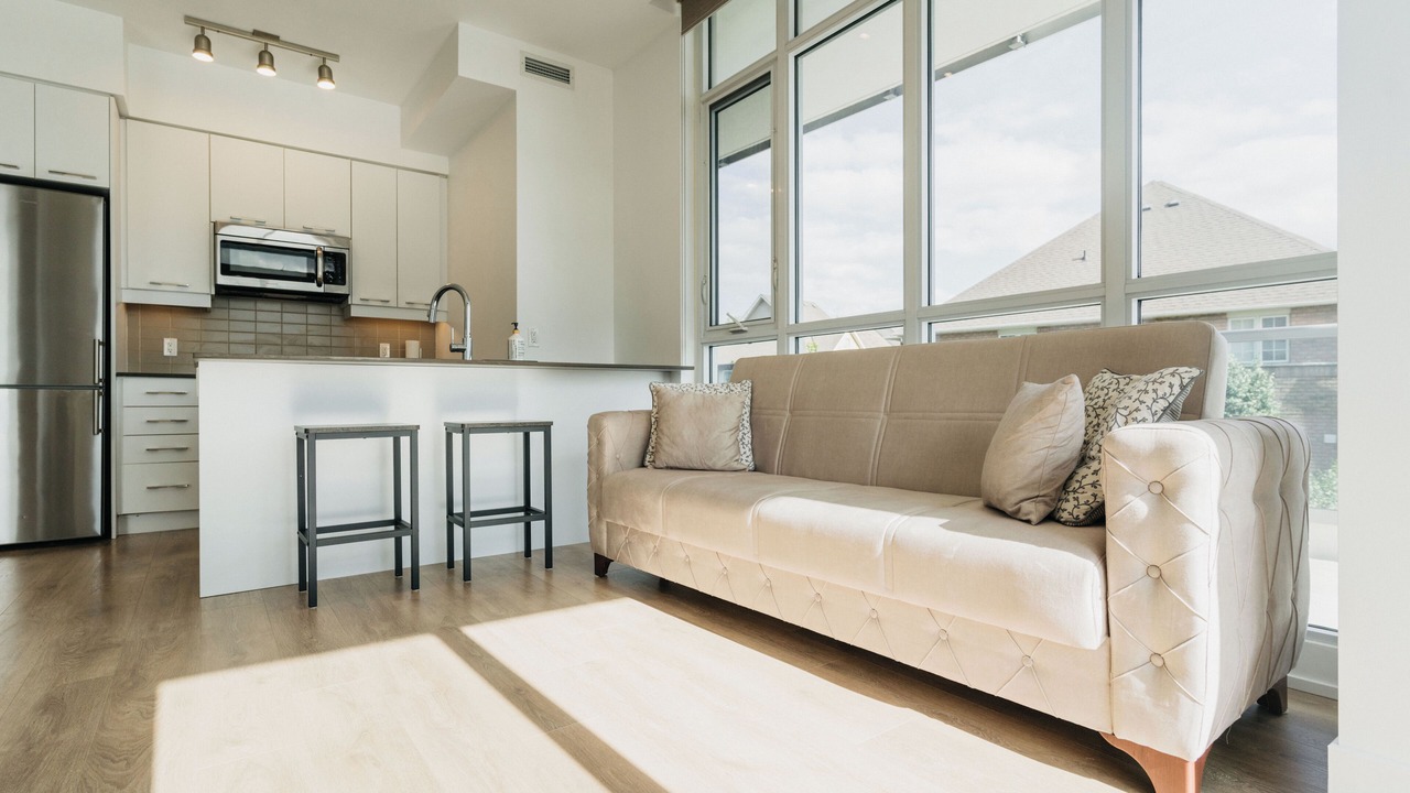Photo of Livingroom in Richmond Hill