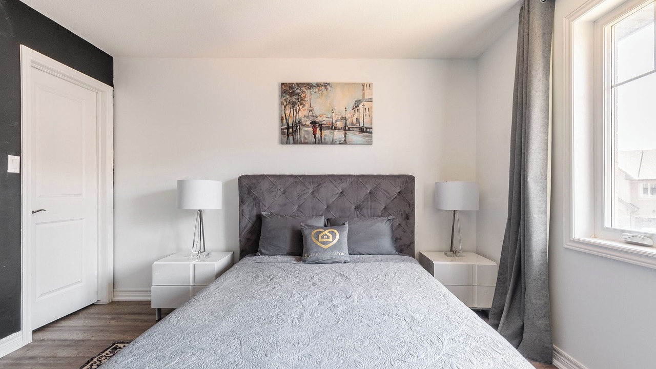 Photo of Bedroom in Stoney Creek