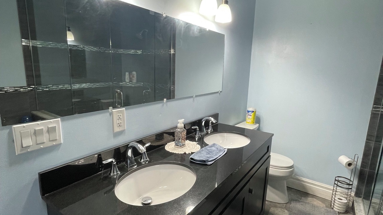 Photo of Bathroom in LaSalle