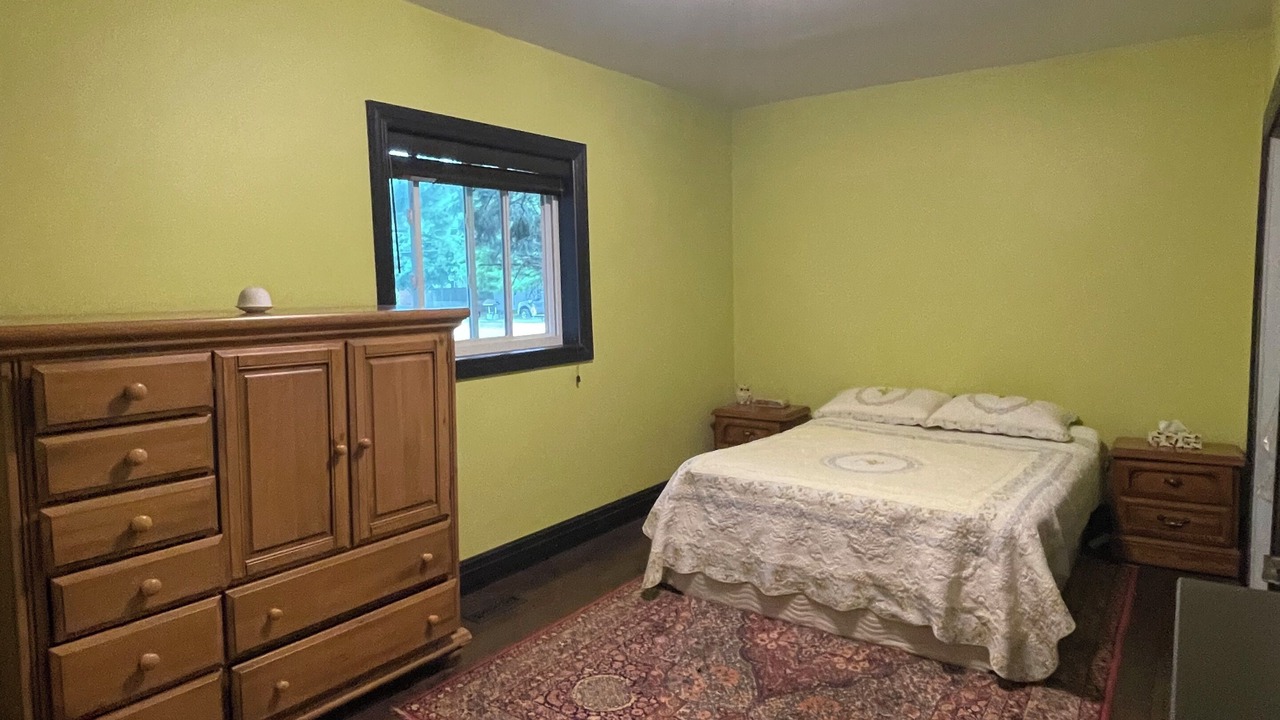 Photo of Bedroom in LaSalle
