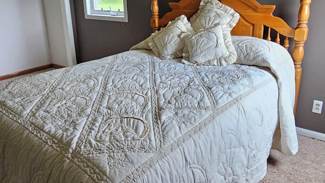 Photo of Bedroom in Luverne