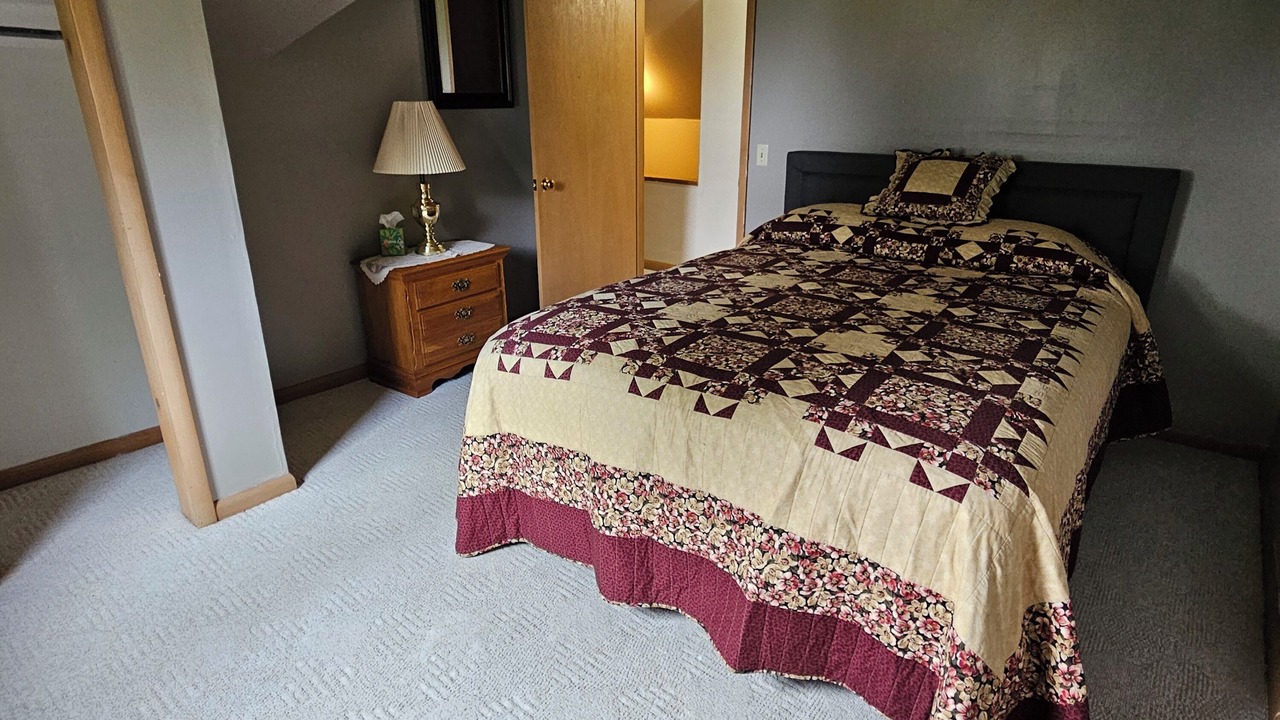 Photo of Bedroom in Luverne